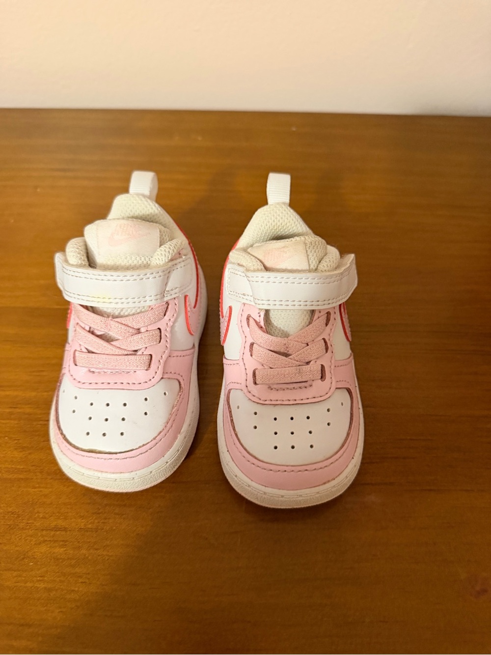 Nike Toddler White and Light Pink Hook-and-Loop Sneakers